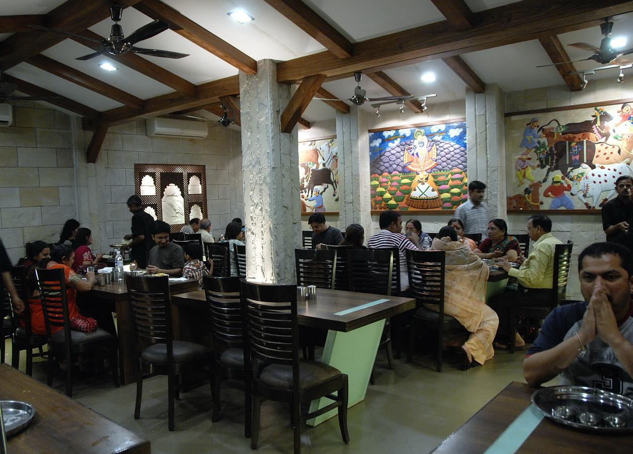 Hotel Vrinda Nāthdwāra Exterior foto