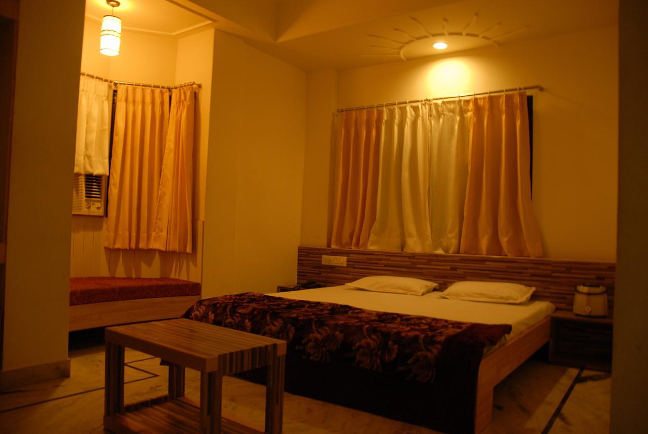 Hotel Vrinda Nāthdwāra Exterior foto