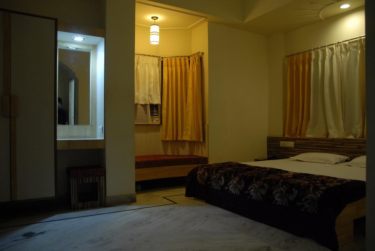 Hotel Vrinda Nāthdwāra Exterior foto